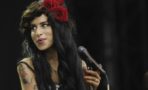 Estatua Conmemorativa Amy Winehouse Londres