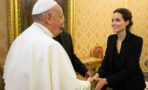 Angelina Jolie Conoce Al Papa Franciso