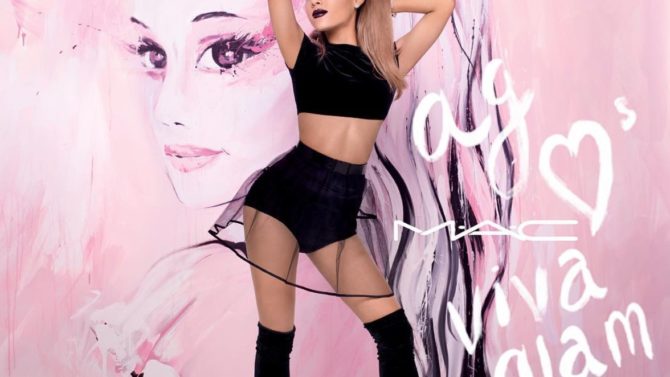 Ariana Grande aparece en campaña de