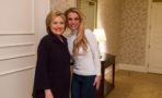 Britney Spears se reúne con Hillary