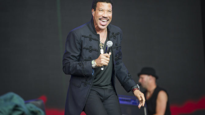 Lionel Richie Grammy Awards