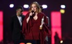 Adele Apoya A Kesha Brit Awards