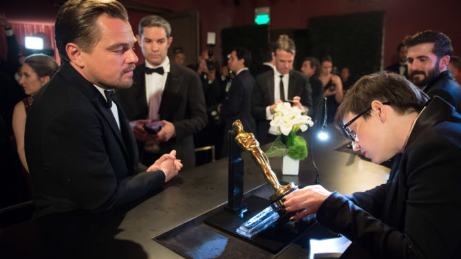 Leonardo DiCaprio graba su premio Oscar
