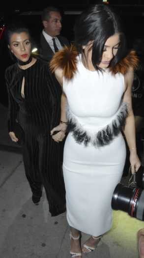 Kourtney Kardashian y Kylie Jenner