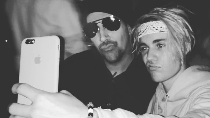 Justin Bieber publica selfie con Marilyn