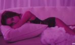 video de nueva canción de Ariana