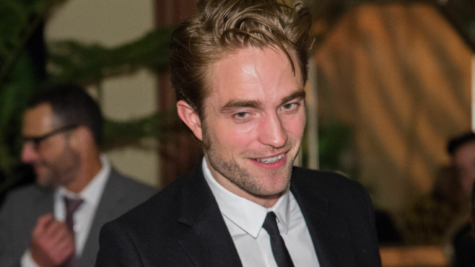 Robert Pattinson revela que está trabajando