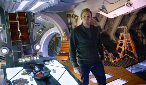 Chris Pratt Gives Tour of ‘Guardians