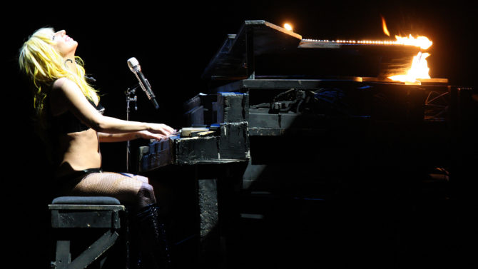 Primer piano de Lady Gaga no