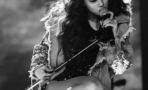Selena Gomez debuta canción 'Feel Me'