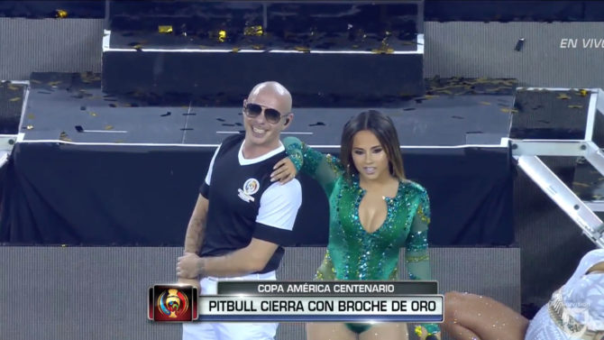 Video de Pitbull y Becky G