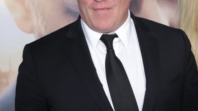 Anthony Michael Hall es investigado por