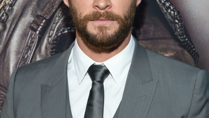 Chris Hemsworth pide disculpas por disfraz