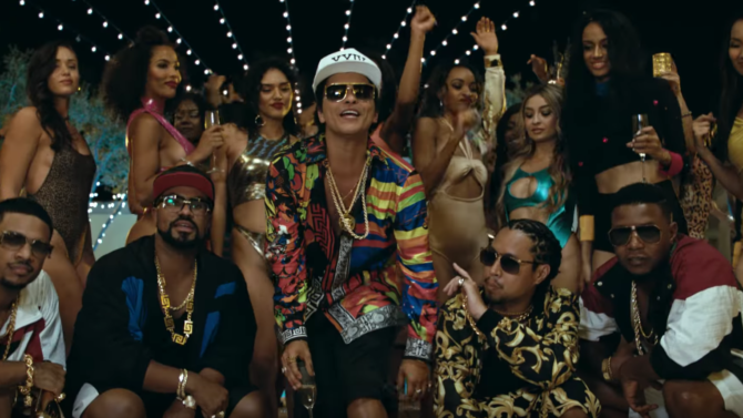 Bruno Mars lanza su nuevo sencillo
