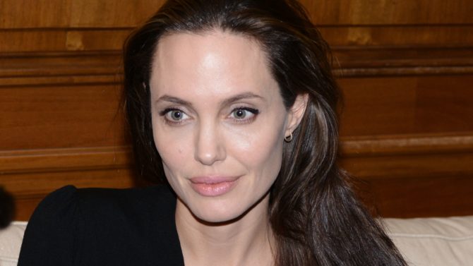 Angelina Jolie rompe silencio divorcio Brad